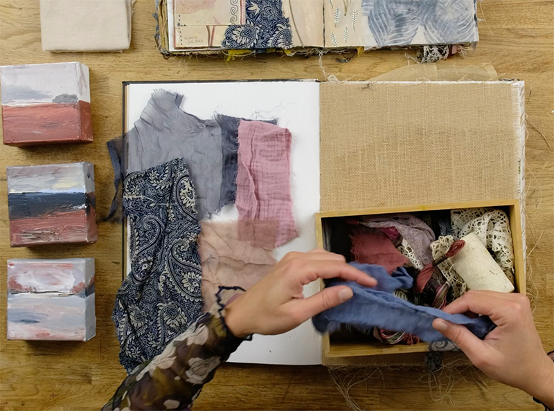 Art Journaling - Weven & Ontrafelen - Stofjes uitzoeken